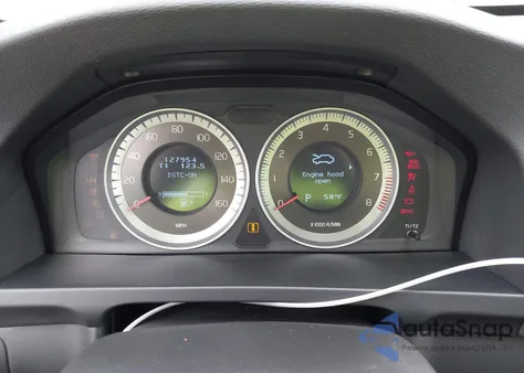 2013 Volvo S60 T5 z USA, uszkodzony, nr VIN YV1612FS1D2183814